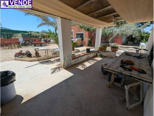 Casa con terreno en venta en Sax, Sax photo 0