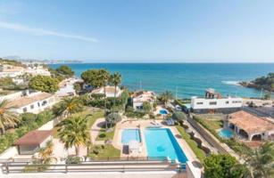 Chalet en venta en Calpe, Playa De La Fossa photo 0