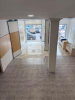 Local comercial en venta en Denia photo 0