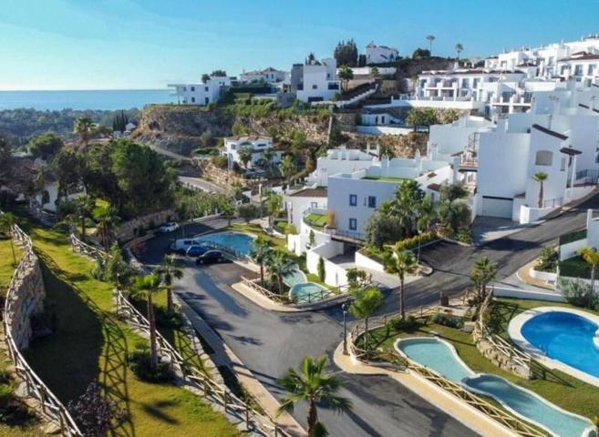 Duplex en venta en Benahavís, Paraiso Pueblo photo 0