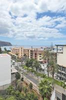 Apartamento en venta en Los Cristianos, Avenida Los Playeros, 38650 photo 0
