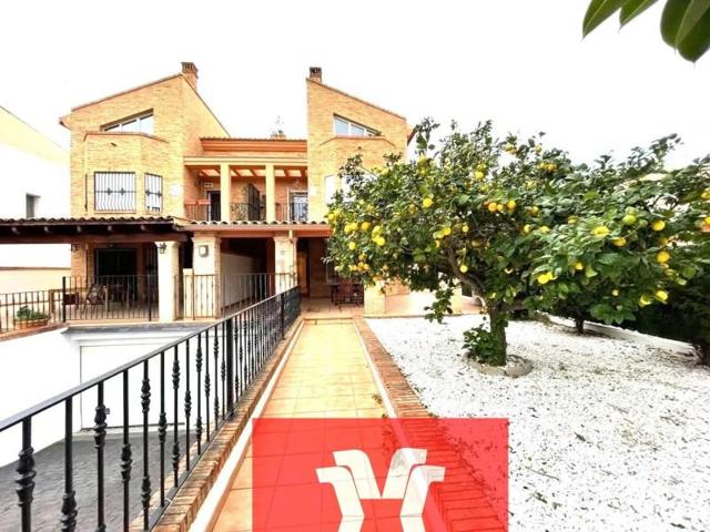 Chalet en venta en Godella, GODELLA photo 0