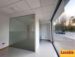 Local comercial en alquiler en Torrelavega, AVENIDA DE ESPAÑA, 39300 photo 0