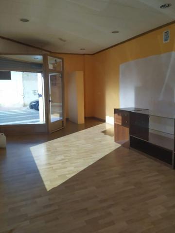 Local comercial en venta en Petrer, Comunidad valenciana photo 0