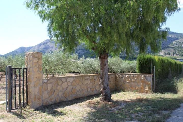 Terreno en venta en Onil, La Marjal photo 0