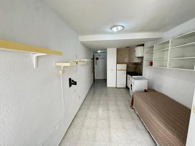 Apartamento en venta en Torrevieja photo 0