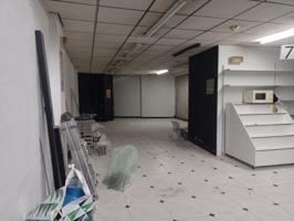 Local comercial en venta en Santander, Albericia photo 0