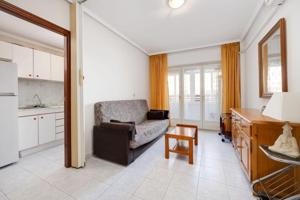 Piso en venta en Torrevieja, Baix Segura photo 0