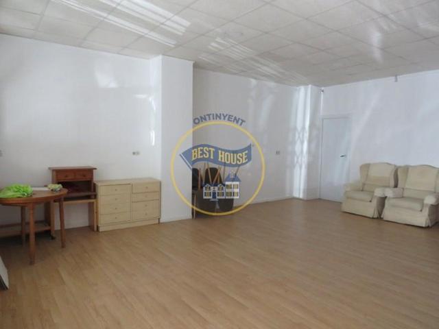 Local comercial en venta en Ontinyent, Centro photo 0