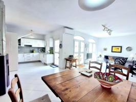 Casa en venta en Conil de la Frontera, Conil centro-playa photo 0