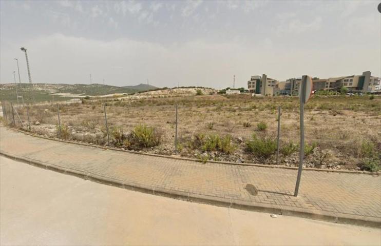 Terreno en venta en Lucena, Lucena photo 0