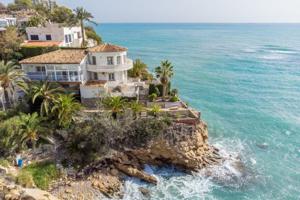 Chalet en venta en El Campello photo 0