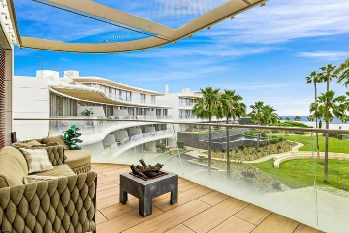 Apartamento en venta en Estepona, Estepona, Estepona West photo 0