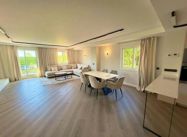 Casas de pueblo en alquiler en Estepona, Estepona East - El Paraiso photo 0