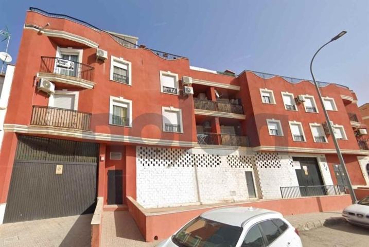 Piso en venta en Peal de Becerro, Alto Guadalquivir photo 0