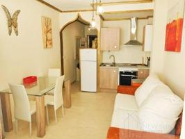 Apartamento en venta en Torrevieja, Centro photo 0