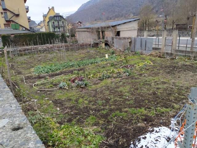 Terreno en venta en Bossòst photo 0