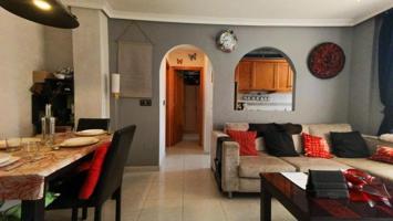 Apartamento en venta en Torrevieja, Playa de los locos photo 0