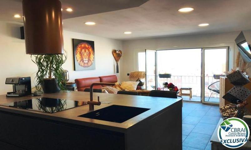Apartamento en venta en Roses, Puig-Rom photo 0