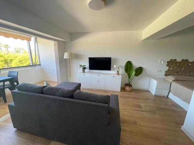Piso en alquiler en Alicante, L'Alacantí photo 0