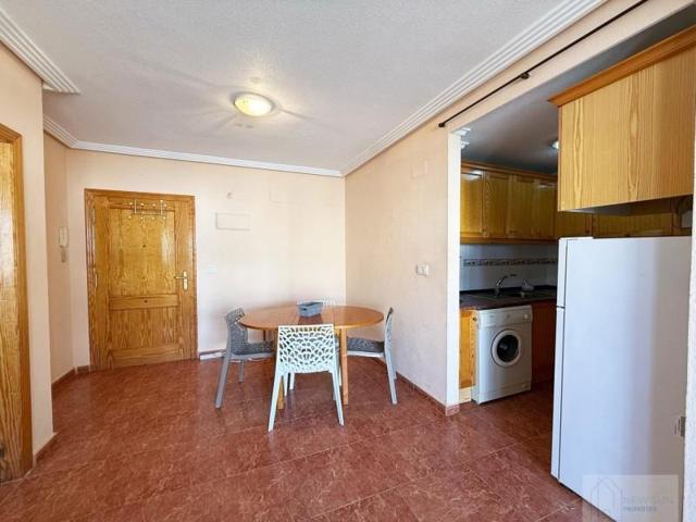 Apartamento en venta en Torrevieja, Centro photo 0