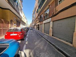 Local comercial en venta en Alicante, Carolinas altas photo 0