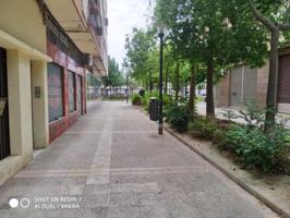 Local comercial en alquiler en Murcia, Barrio del Carmen photo 0
