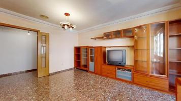 Piso en venta en Torrent, Zona Avenida al Vedat photo 0