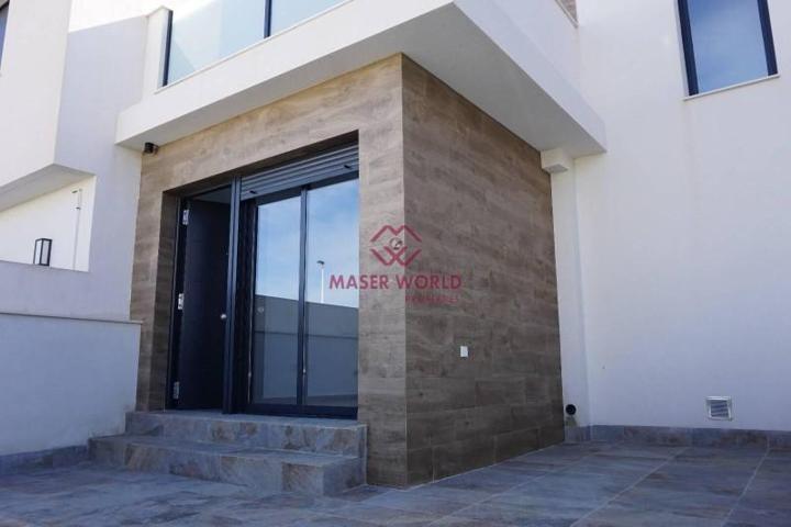 Adosada en venta en San Pedro del Pinatar, Los Peñascos-El Salero-Los Imbernones photo 0