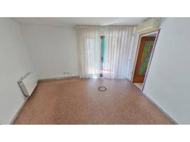 Piso en venta en L'Hospitalet de Llobregat, Collblanc photo 0