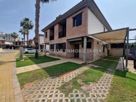 Adosada en venta en Paterna, SOTOLIVAR photo 0