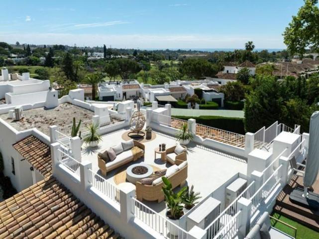 Casas de pueblo en venta en Marbella, Nueva Andalucia - Aloha photo 0