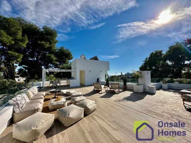 Chalet en venta en Marbella, Costa del Sol Occidental-Área de Marbella photo 0