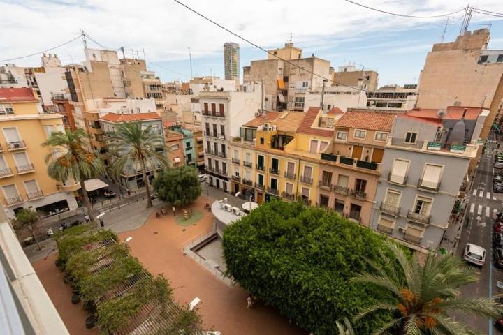 Piso en alquiler en Alicante, Centro photo 0