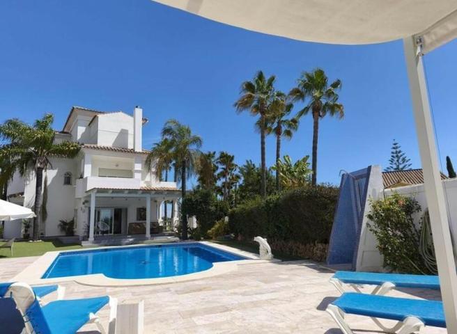 Chalet en alquiler en Estepona, Estepona East - Nueva Atalaya photo 0