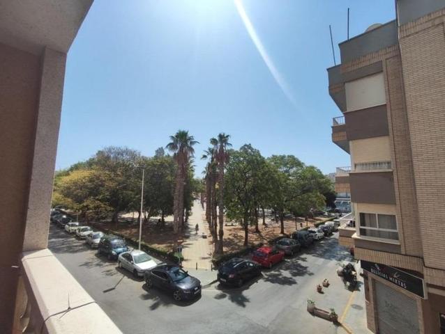 Apartamento en venta en Torrevieja photo 0