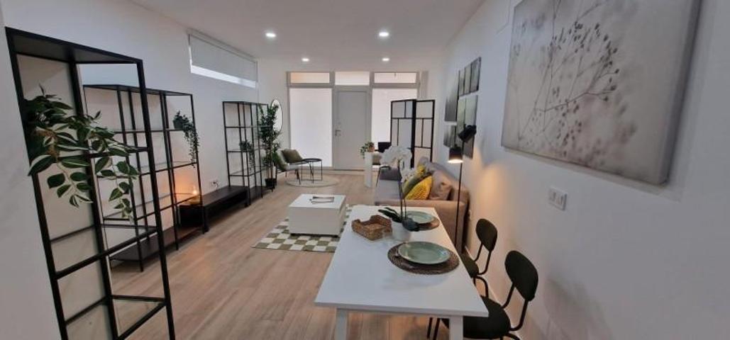 Local comercial en venta en Calvia, Calvià - Magaluf photo 0