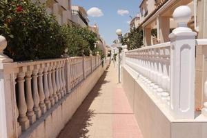 Apartamento en venta en Torrevieja photo 0