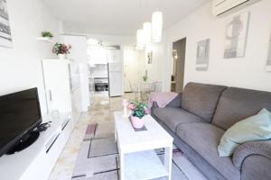 Apartamento en venta en Torrevieja photo 0