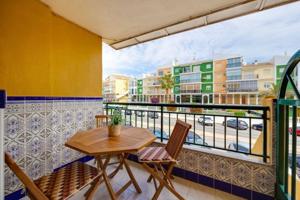 Adosada en venta en Torrevieja, Baix Segura photo 0