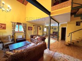 Adosada en venta en Santa María la Real de Nieva, Paradinas photo 0