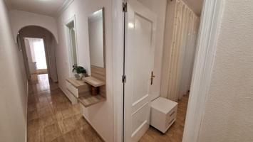 Apartamento en venta en Torrevieja photo 0