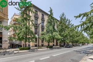 Piso en venta en Granada, Gran via photo 0