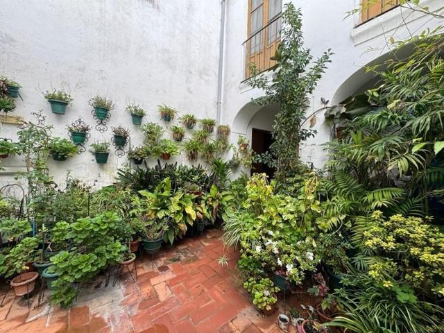Casa en venta en Córdoba, Casco Antiguo photo 0