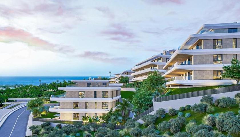 Apartamento en venta en Estepona, Selwo, New Golden Mile photo 0