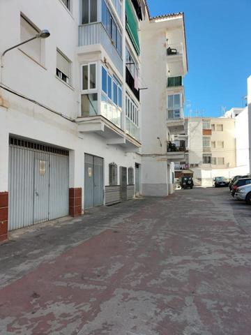 Local comercial en venta en Nerja, Calle Málaga, 29780 photo 0
