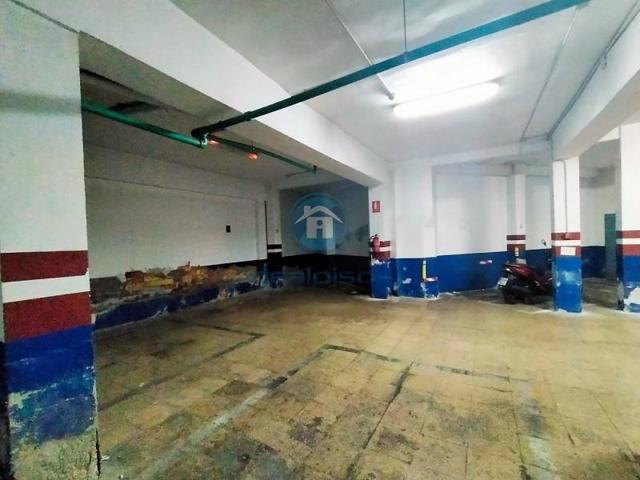 Local comercial en venta en Alicante, Carolinas altas photo 0