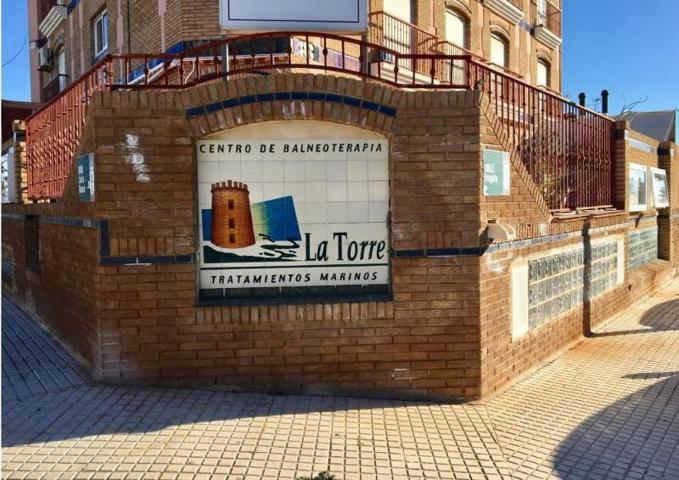 Local comercial en venta en Pilar de la Horadada, Pueblo Latino photo 0