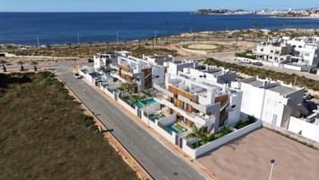 Bungalow en venta en Puerto de Mazarrón, Playa Negra photo 0