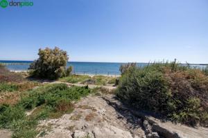 Terreno en venta en Motril, Puerto photo 0